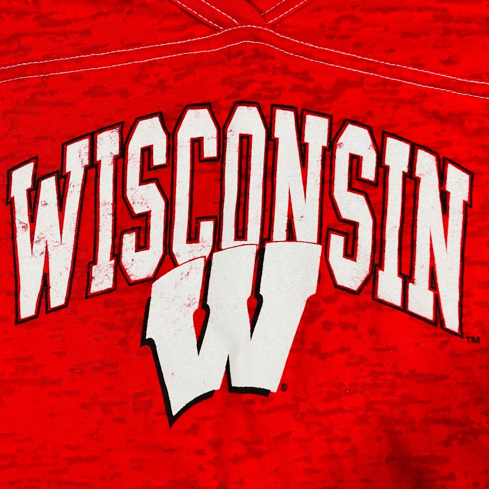 Blue 84 Wisconsin Badgers T-Shirt Women Large Red Burnout V-Neck Jersey Style - Picture 9 of 12